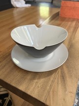 Rosenthal Serveware  Raymond Loewy Charcoal Gravy Boat Dish - $1,107.22 MXN
