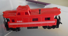 Vintage 1970s HO Scale Tyco Red 689 Caboose Car - $14.85