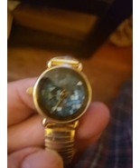 vintage la express Women watch - $22.00 CAD