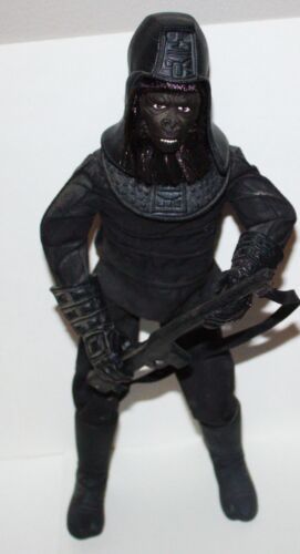 Beneath the Planet of the Apes General Ursus 12" Action Figure Rifle 1998 Hasbro - £7.78 GBP