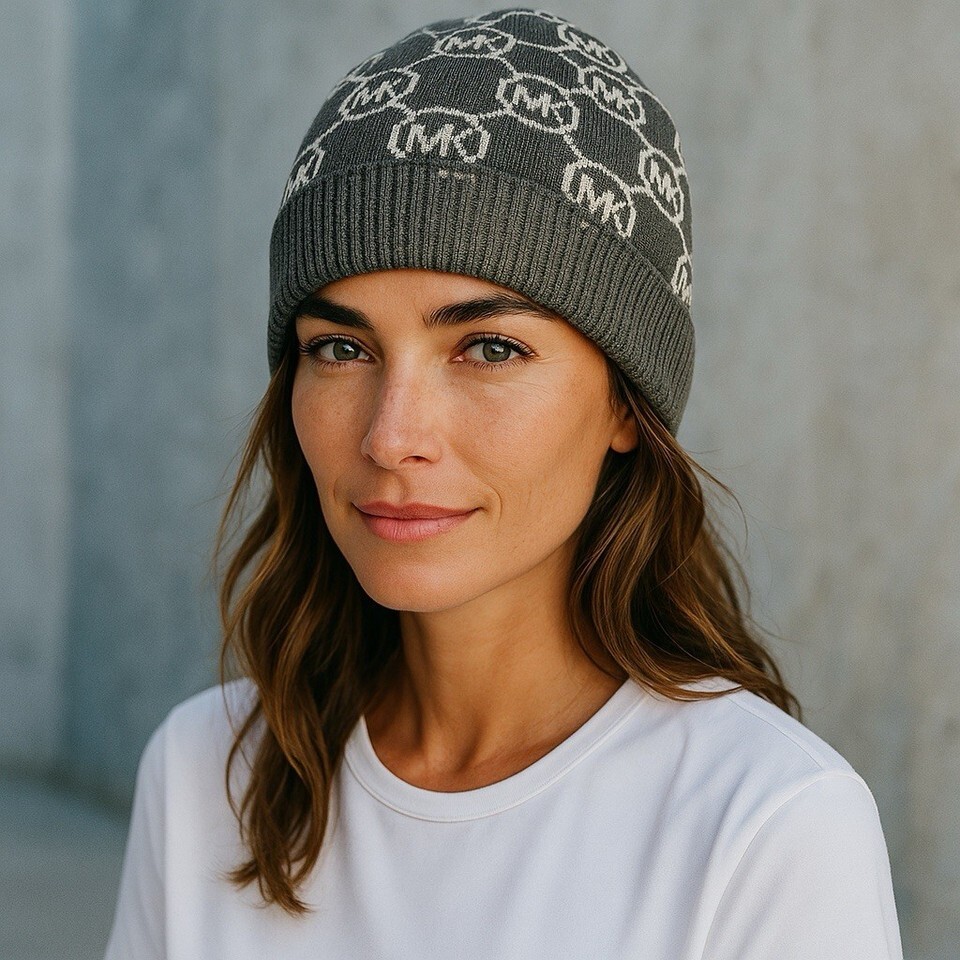 Michael Kors SIGNATURE MK Collection Beanie Hat Gray Women’s OS NWT $48 - $22.99
