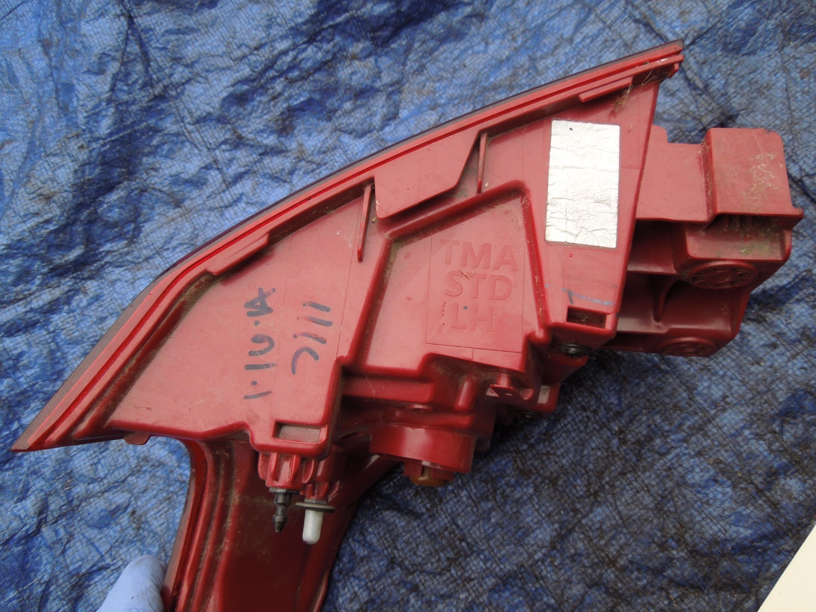 2019 Hyundai Santa Fe left driver side taillight assembly OEM rear light LH Item image 12