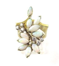 14k Yellow Gold Vintage Women&#39;s Flower Shape Cocktail Ring With Opal &amp; Diamonds - £790.95 GBP