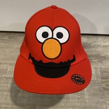 Sesame Streets Elmo Face Embroidered Flex Fitted Baseball Cap 7 1/4 - £10.43 GBP