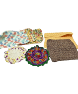 Vintage Lot of 7 Handmade Crocheted Pot Holders Washcloths and Doilies - $17.55