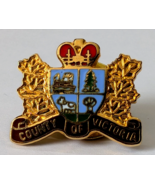 COUNTY OF VICTORIA LAPEL PIN CANADA CANADIAN PROVINCIAL WEAR SHIELD GOVE... - $21.93 CAD
