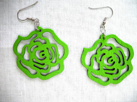 New Grass Green Color Cut Out Rose Flower Wooden Dangling Flowers Earrings - £5.60 GBP