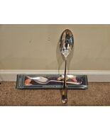 International Silver Company Silverplated Serving Spoon 13&#39;&#39; 99110800 w/Box - $90.80 MXN