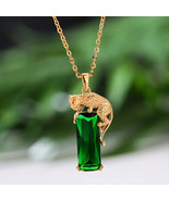 18K Gold Plated Leopard Inlaid Green Crystal Pendant - £12.57 GBP