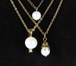 3 Vintage NECKLACES -  2 Are Genuine PEARL and 1 is Faux Pearl Bead Sign... - £17.25 GBP