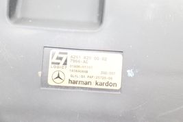06-08 MERCEDES-BENZ W251 R350 REAR TRUNK HARMAN/KARDON SUBWOOFER SPEAKER E0557 image 11