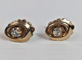 Vintage earrings gold tone scalloped oval rhinestone center screw back - £10.24 GBP