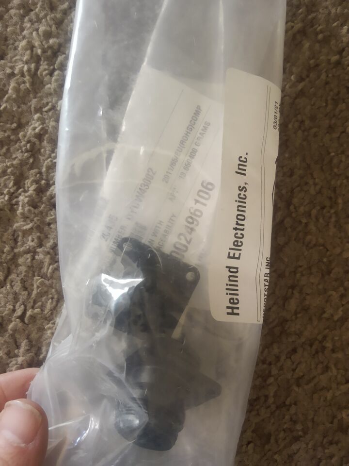 LOT of 2  16 Pin Position Connector Receptacle Housing Panel Mount AMP 2... - $15.19