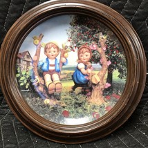 Vintage 1991 M.J. Hummel “Apple Tree Boy And Girl” Plate #ME1079 W/ Wood Frame - £11.61 GBP