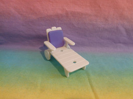 Polly Pocket Dollhouse White Pool Patio Lounge Chair - as is - £1.80 GBP
