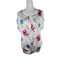 Apt 9. Women's Floral TShirt Blouse Short Sleeve Size Large Pink Blue Green - $11.31