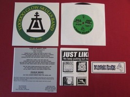 Voodoo Glow Skulls Land Of Misfit TOYS/CHARLIE Brown 7&quot; Vinyl 45 Record+Sticker - £17.85 GBP