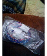 Vera Bradley Lighten Up Lanyard in Petite Paisley new with tag - $231.88 MXN