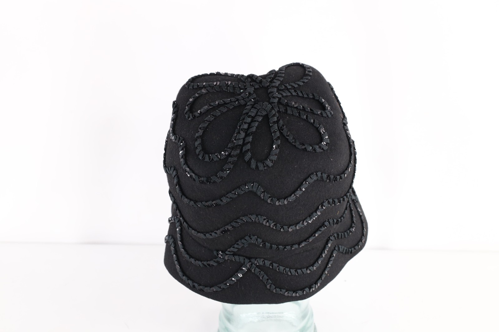 Vintage 50s Rockabilly Wool Felt Sequined Flower Bucket Hat Cap Black Womens USA Item image 4
