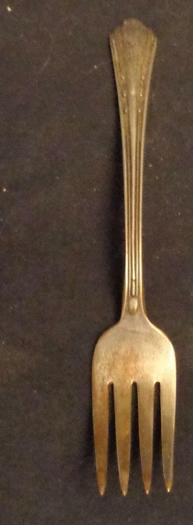 Antique Silverplate Salad Fork - Racebrook Silverplate - OLD PRETTY FORK... - $9.89