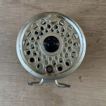 CRYSTAL RIVER ROYAL COACHMAN CR-2103 FLY REEL - $421.52 MXN