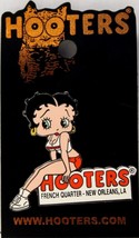 French Quarter New Orl EAN S La Hooters Girl Betty Boop Sitting On Sign Lapel Pin - £10.14 GBP