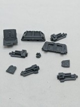 Lot Of (10) Warhammer 40K Tank And Weapon Miniature Bits And Pieces - £39.16 GBP