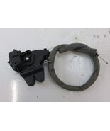 Mercedes W204 C63 C250 lock, trunk latch actuator 2047500185 - $458.41 MXN