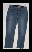 Levi 525 Perfect Waist Straight Women&#39;s Jeans Size 12S 31x30 - $19.79