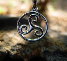 Haunted the Essence of the Celtic Druid &quot;Hearts Desire&quot; Amulet magickal ... - $77.77