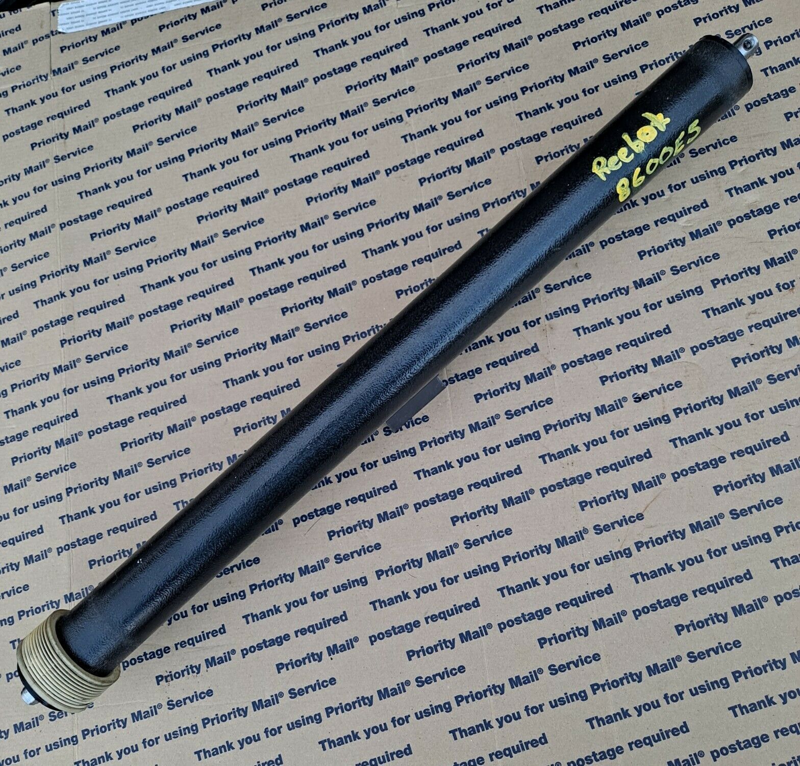 Reebok 8600 ES Front Drive Roller 25 7/8&quot; Overall Length  EUC - $24.99