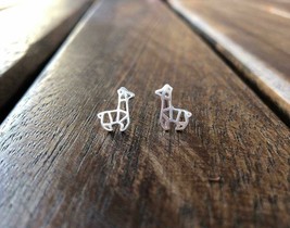 925 Sterling Silver Giraffe Earrings, Unusual Animal Studs, Tiny African Giraffe - £15.14 GBP