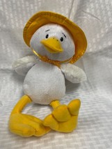 Ganz London Duck HE7695 Singing Duck Wearing Yellow Rain Hat Boots Works - $11.34