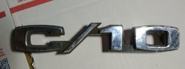 Chevy C/10 Fender Chrome And Black Emblem 1969-1972 3940813 - £18.39 GBP
