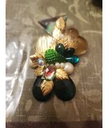 Flower Crystal Faux Rhinestones and Pearl Fashion Brooch Pin Signed Vintage - $271.24 MXN