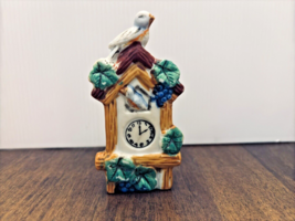 Vtg Ceramic Cuckoo Clock Wall Pocket Art Figure Made In Japan Figurine 4... - $15.76