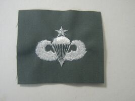 SENIOR PARACHUTIST JUMP WING  INSIGNIA CLOTH SEW ON  VIETNAM ERA:KY21-1 - $3.96