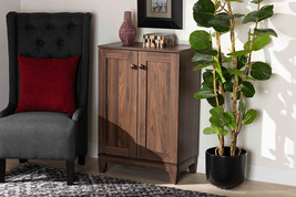 Raheem Walnut Brown 2-Door Shoe Storage Cabinet - $2,890.73 MXN