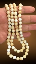 Vintage Light coral color marble single strand necklace 30&quot; estate Retro - £51.97 GBP