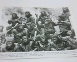 Original 8x10 Fotografía Promo Debajo La Planeta De La Apes Gorilla Milicia - $15.09
