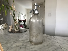 Antique Clear Seltzer Soda Bottle Siphon Phila Pa. Bottle - £78.17 GBP