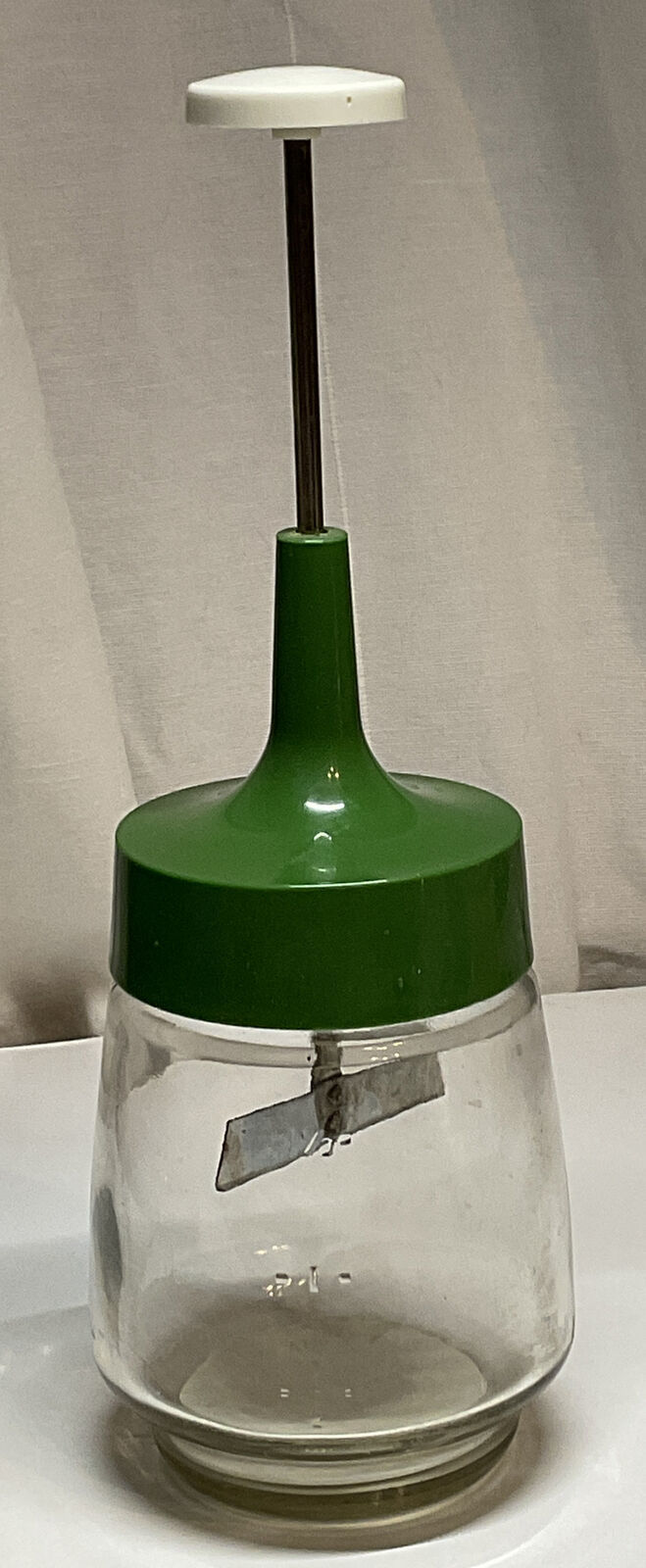 Vintage Glass Egg Beater Federal Housewares Chicago Illinois Mixer 1970’s Green - £6.01 GBP