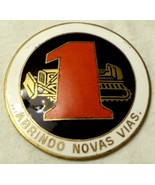 Tractor Badge Pin Building New Roads Abrindo Novas Vias - $54.87 MXN