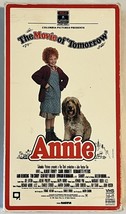 Annie VHS Tape 1982 Musical  Children&#39;s Film Aileen Quinn Carol Burnett - £5.53 GBP