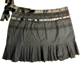 SISLEY Pleated hem Mini Skirt Black Ribbon /Lace Womens size M 44 - £27.97 GBP