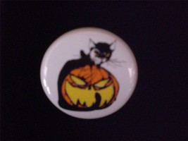 Halloween Cat on a Pumpkin Mini Pin Back Button 1inch - £4.48 GBP