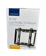 NEW Insignia 19&quot; - 39&quot; Low Profile TV Wall Mount Fixed Position NS-HTVMFAB - $180.30 MXN