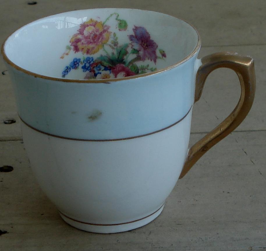 Cute Colclough China Bone China Demure Cup, VERY GOOD CONDITION - $7.91