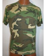 Vintage ALL WEATHER Woodland Camouflage Pocket Tee T-SHIRT M Camo DISTRE... - $20.73 CAD