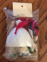 Vintage New  NOS HOLIDAY LI&#39;L MISSY BEADED DOLL KIT MRS. SANTA Claus #13371 - $23.95